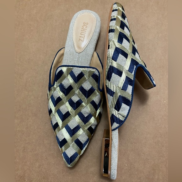 Schutz  Mule flats. US  9.5 - Picture 4 of 5